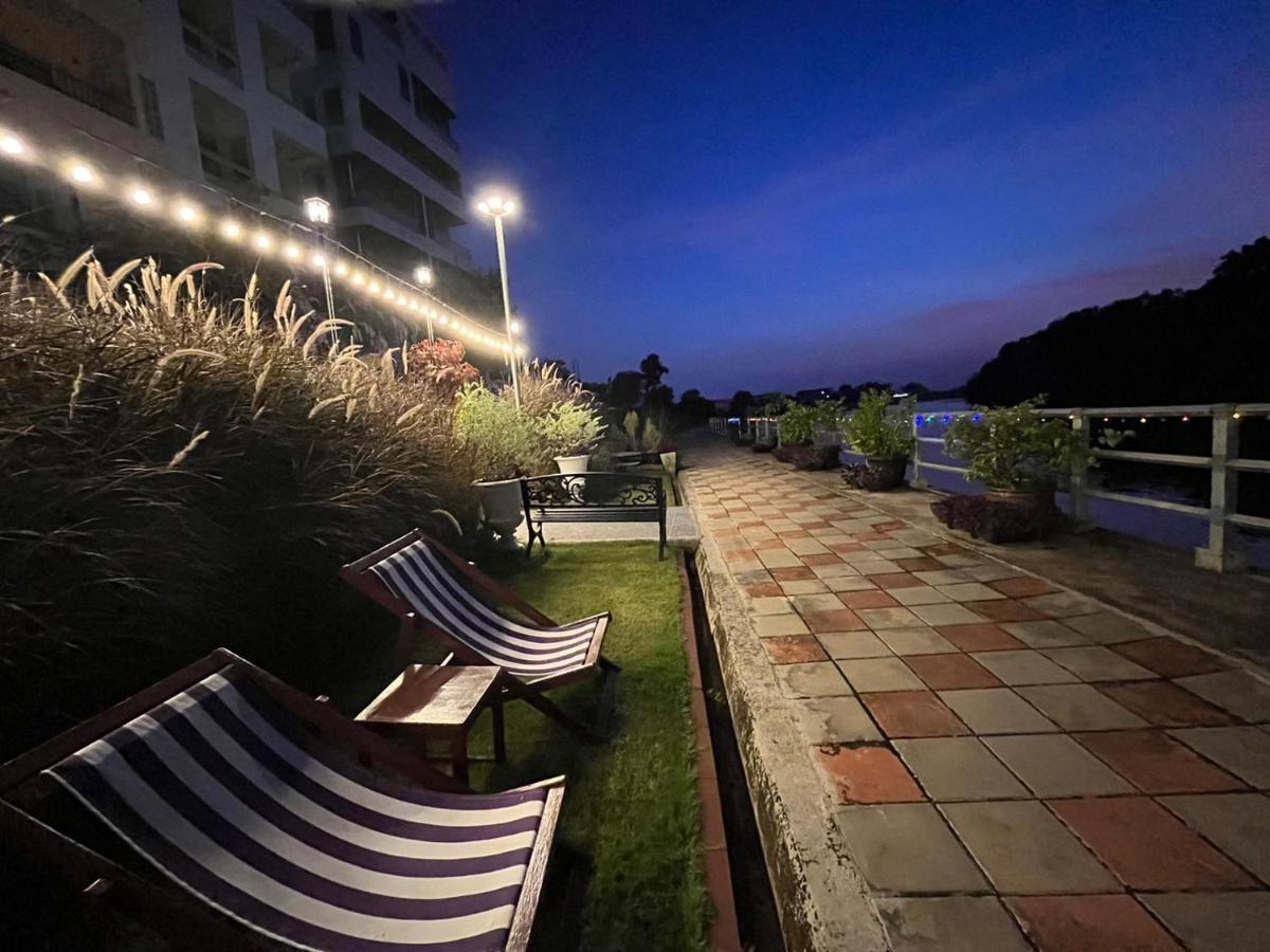 Usabai Riverside Boutique Hotel Chanthaburi Exterior photo